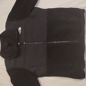The North face sweater